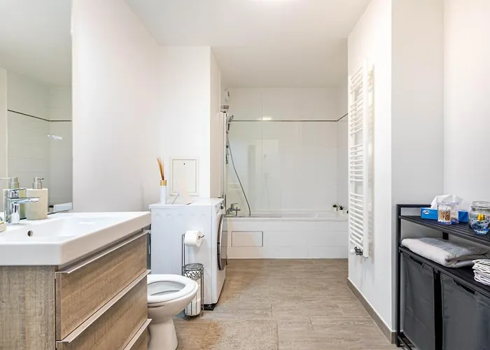 Guestready - Beau Près De La Défense Appartement Nanterre